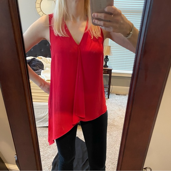 Set of 2 asymmetrical tunic flowy tops with front ruffle and side slits, v-neck - Picture 6 of 6